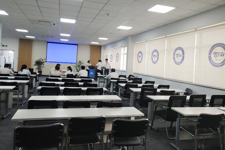 半山装饰领航厂房装修,施工实力防水无忧!(图4) 半山装饰领航厂房装修,施工实力防水无忧!(图4)
